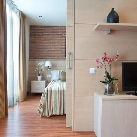 Serennia Cest Arc De Triomf Apartament *