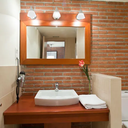 Serennia Cest Arc De Triomf * برشلونة