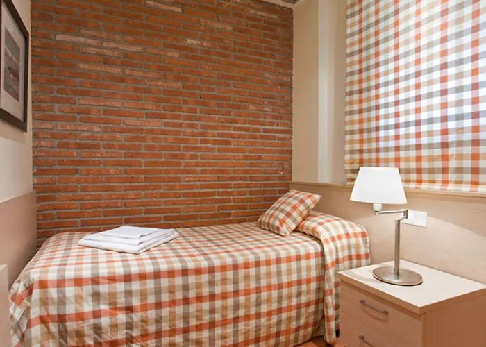 Serennia Cest Arc De Triomf *