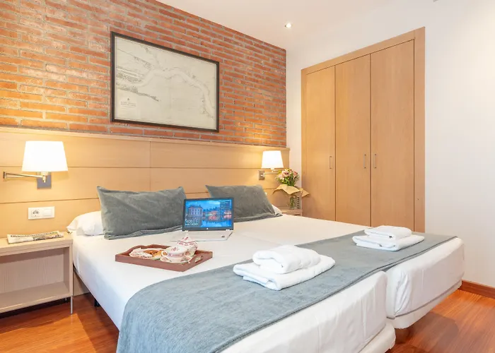Serennia Cest Arc De Triomf Appartement