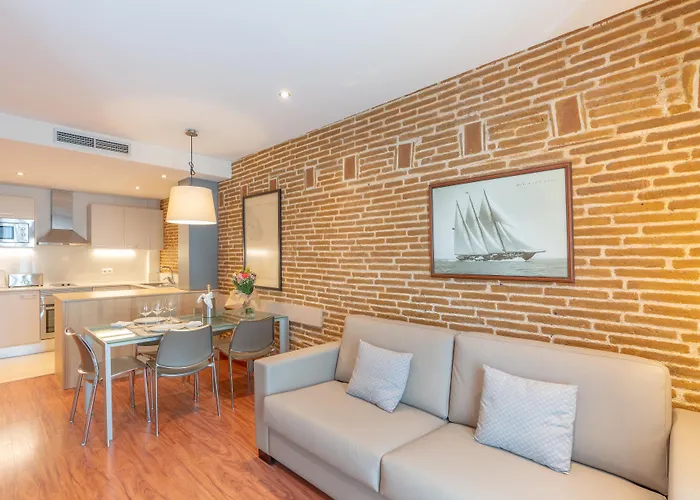 Serennia Cest Arc De Triomf Appartement *