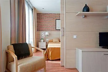 Serennia Cest Arc De Triomf *