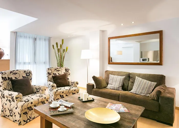 Serennia Cest Arc De Triomf Barcelone