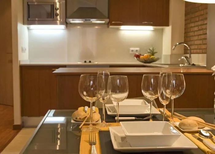 Serennia Cest Arc De Triomf Barcelone