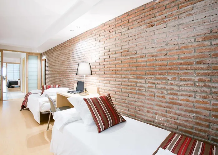 Serennia Cest Arc De Triomf *